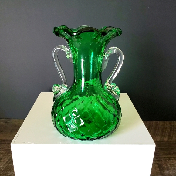 Elegant Green Glass Vase with Clear Handles MCM Handmade - Picture 1 of 4